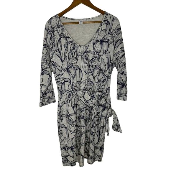 Tommy Bahama M Gray Floral Wrap Dress 3/4 Sleeve Island Vibes Resort Casual - Picture 1 of 9